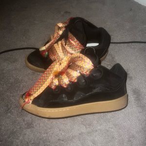 Lanvin black curb size 43